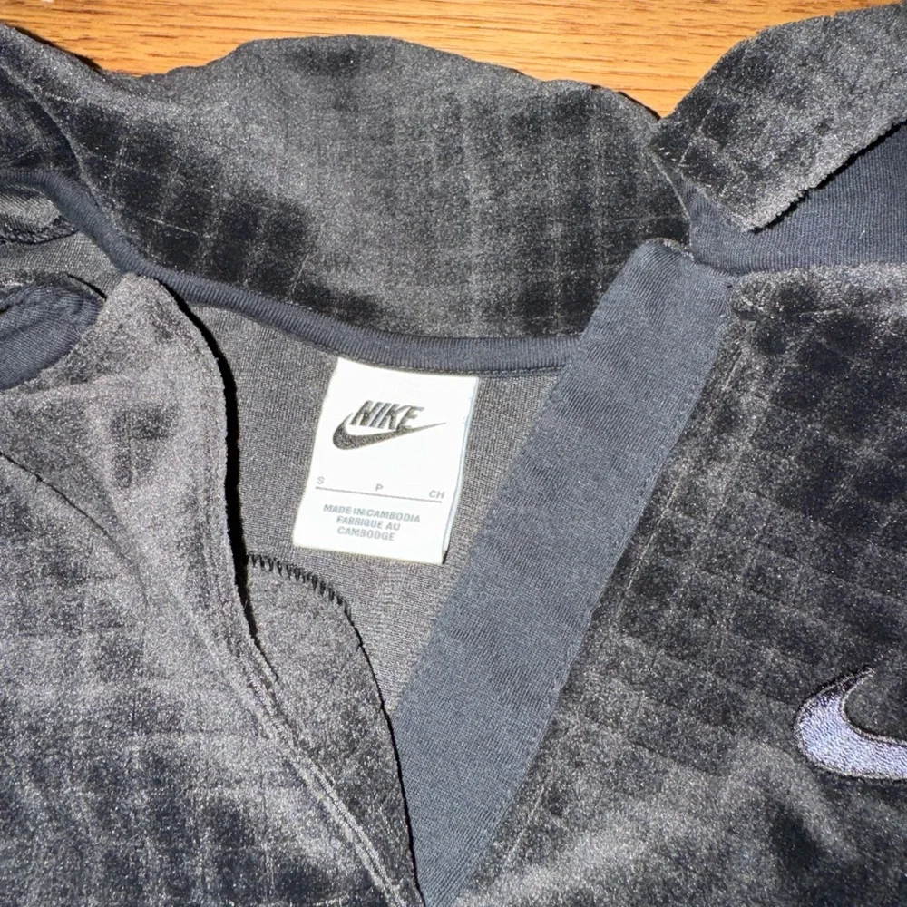 NIKE Velour Tracksuit Women's Small Black 2 Piece Jacket Pants Set